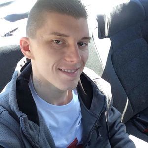 Meet your Posher, Thomas